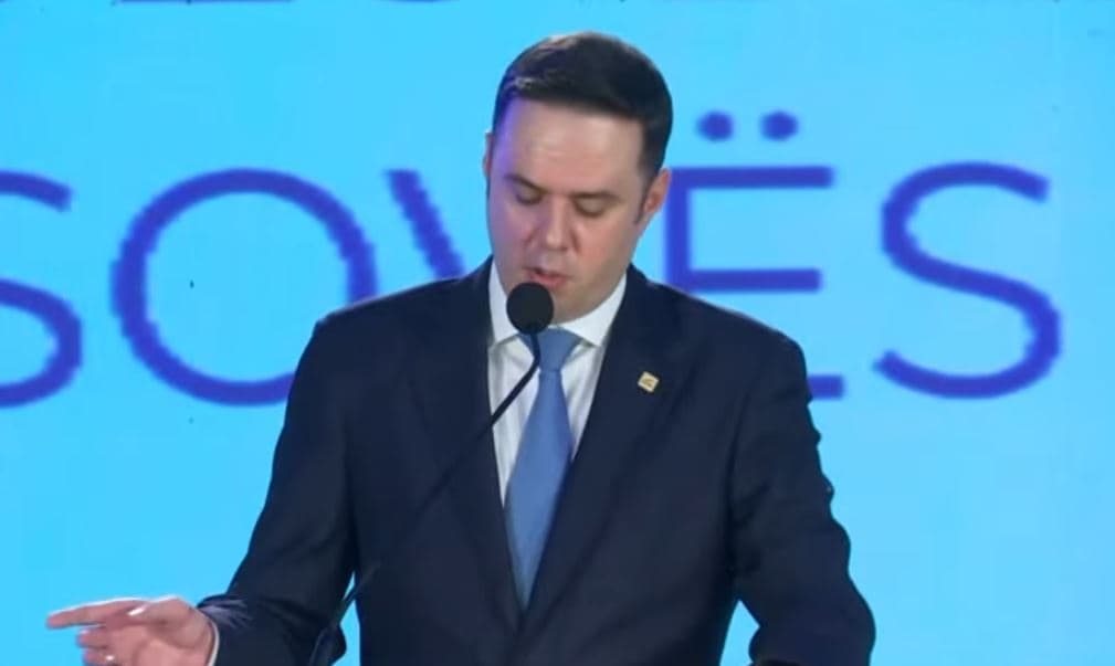 Abdixhiku i mbijeton votëbesimit