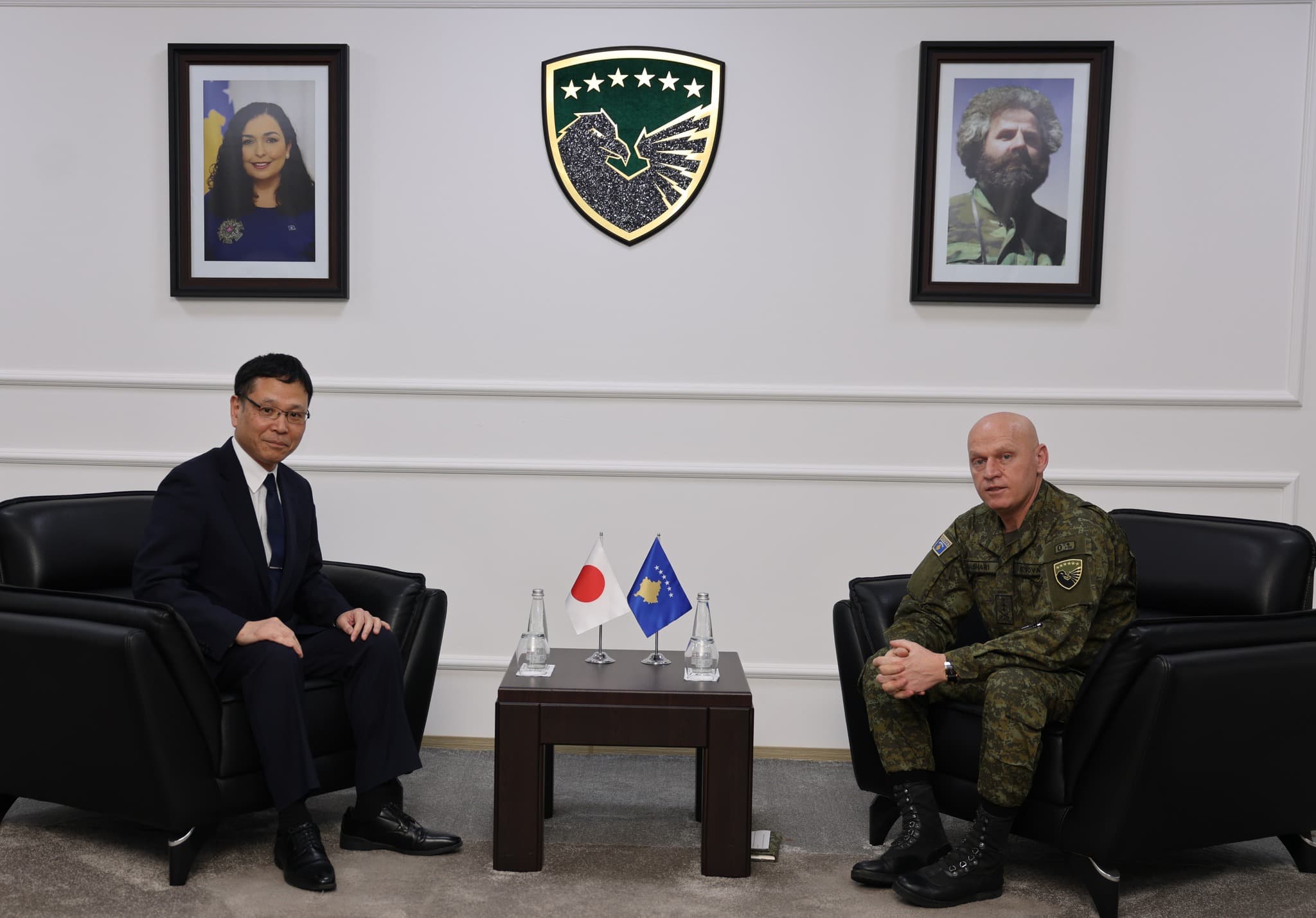 Jashari falënderon Japoninë për mbështetjen në ngritjen e kapaciteteve të FSK-së