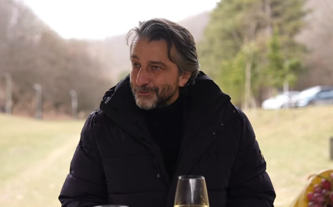 Rama hap zemrën - "zbulon" sekretet familjare (VIDEO)