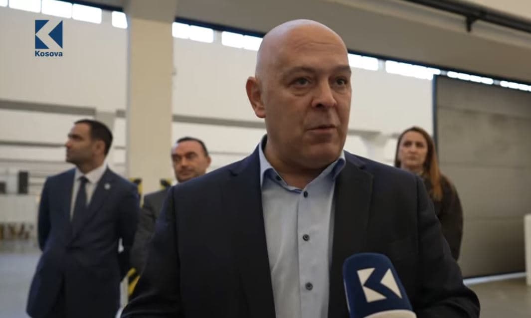 3 ditë pas zjarrit rifillon puna, Gjini nga Comodita Home: Eksportuesi më i madh i Kosovës, një zinxhir që nuk guxon të këputet (VIDEO)