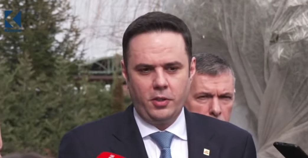 Abdixhiku: Sot, me demokraci e përcaktojmë fatin tonë politik