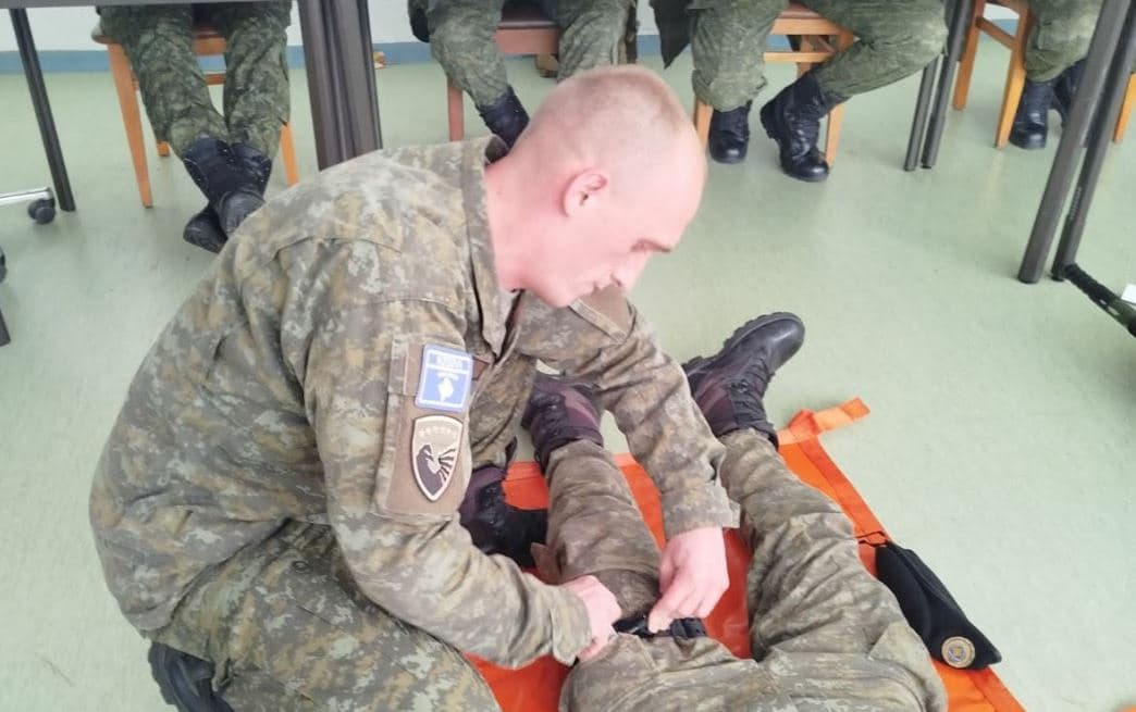 FSK realizon kursin “Combat Life Saver” për kujdes mjekësor në fushëbetejë
