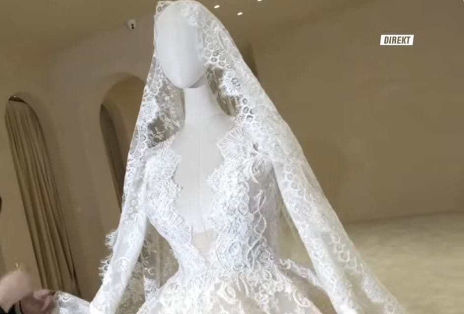 Zbulohet fustani magjik me çmim marramendës që sonte do ta veshë Elijona në dasëm (VIDEO)