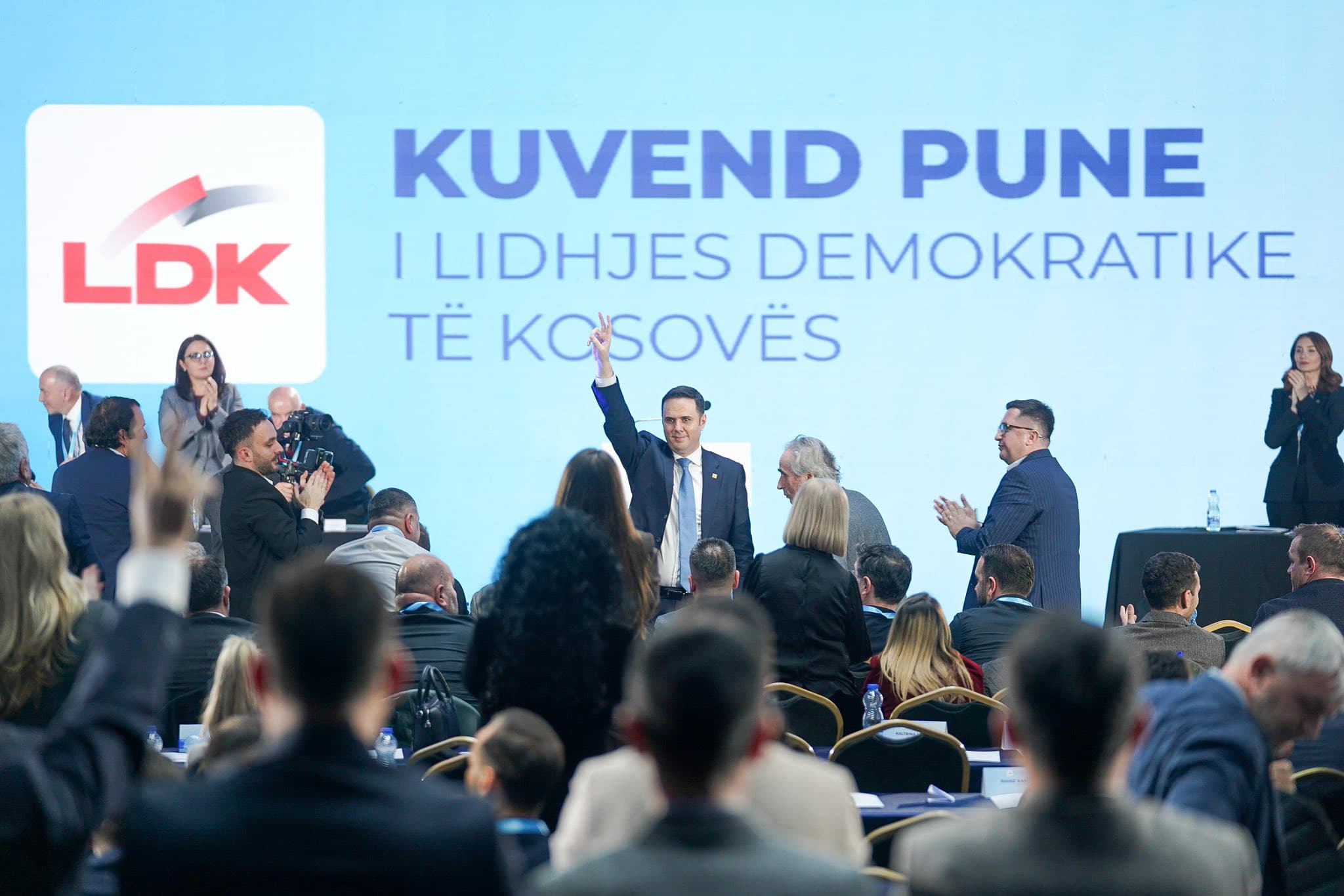 Me “aminin” e 164 votave, Abdixhiku sërish në krye të LDK-së!