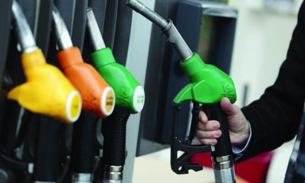 Kroacia vendos kufirin e çmimeve të karburantit