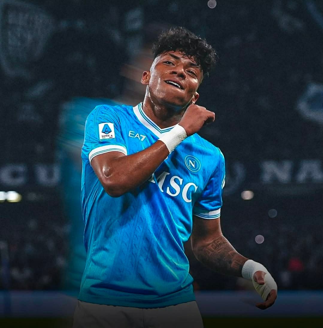Napoli vendos ta blejë brazilianin Santos
