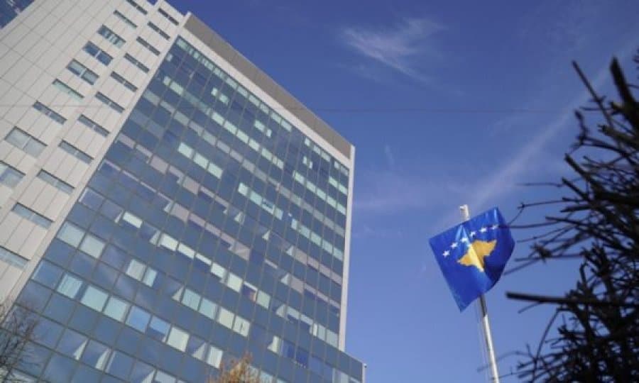 Zyra e Kurtit nënshkruan kontratë për blerje të klimave në vlerë të mbi 4 mijë euro