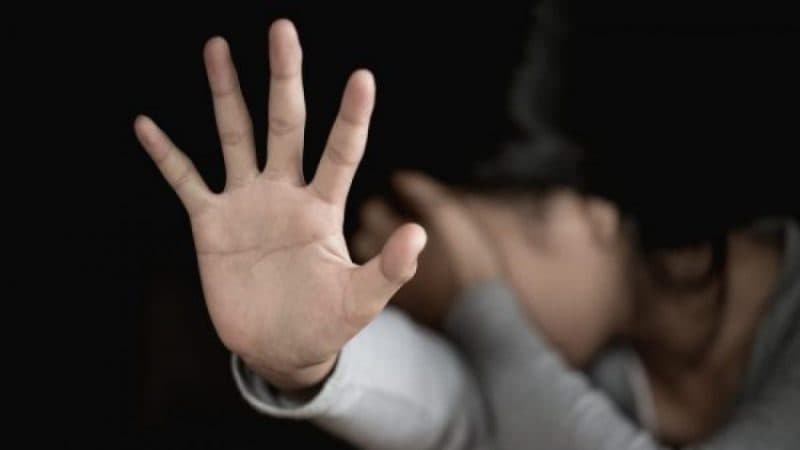 Shtërpcë: Babai i vajzës raporton dhëndrin në Polici për dhunë fizike ndaj saj