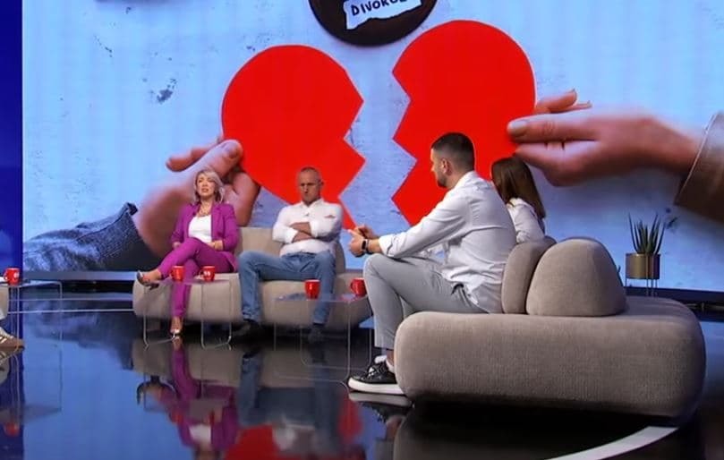 "Mungesa e dashurisë në familje, rrit rrezikun për lidhje të dobëta", fenomeni i tradhtisë në Gjeneratën Z (VIDEO)