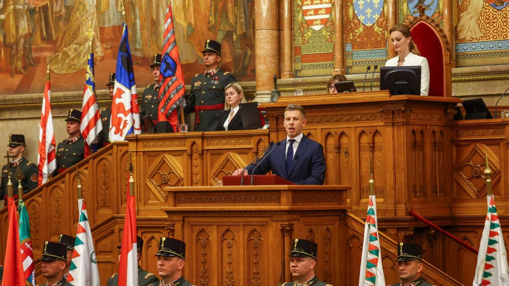 Në Hungari asnjë kryeministër nuk do të mund të qëndrojë më shumë se 8 vjet në pushtet