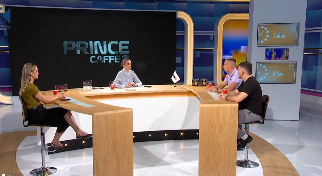 Dy vëllezërit që sfidojnë fatin me parashikimet e Botërorit (VIDEO)