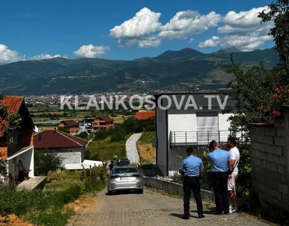 E FUNDIT: Arrestohet nëna e 16-vjeçarit në Prizren, dyshohet se e shtyu të birin ta vras djalin e axhës