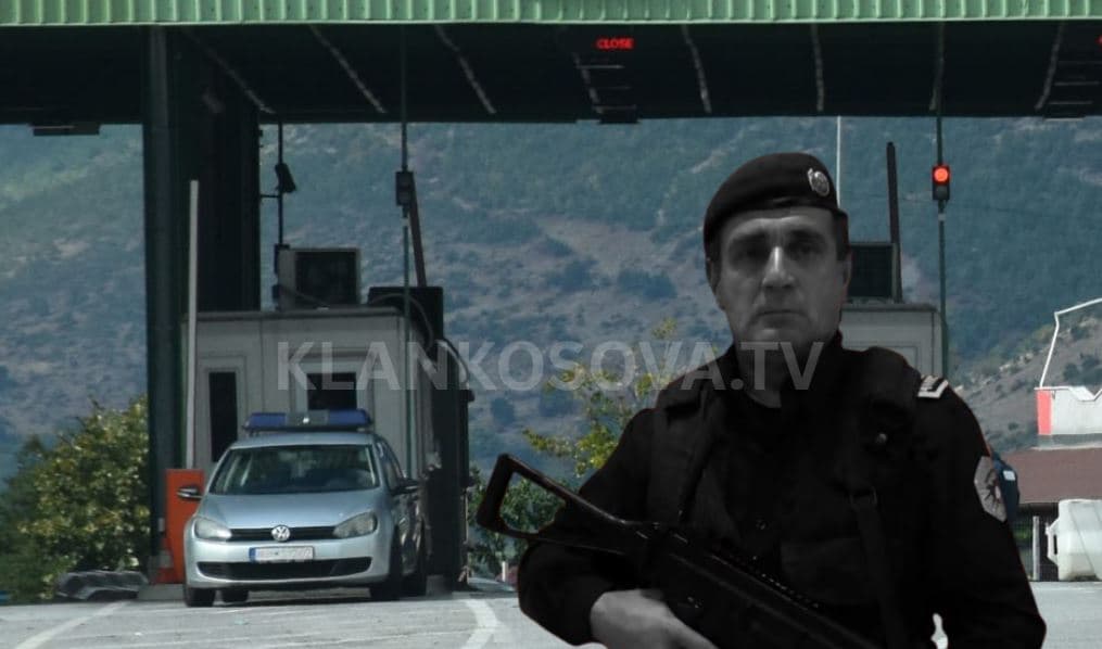 Detaje të reja: I dyshuari po lëvizte me shpejtësi kur përplasi për vdekje policin