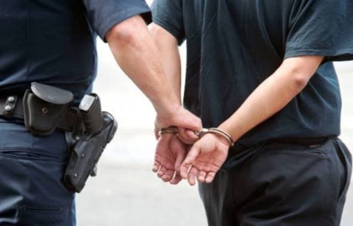 Dyshohet për vjedhje të 200 eurove, arrestohet 27-vjeçari në Suharekë