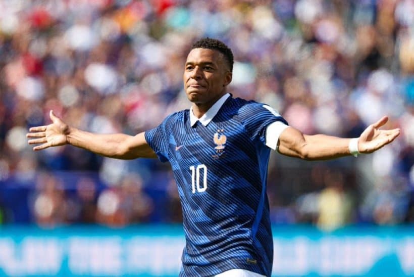 Mbappe: Trajneri Deschamps nuk do të jetë kurrë vetëm, tani fokusohemi te Paraguai