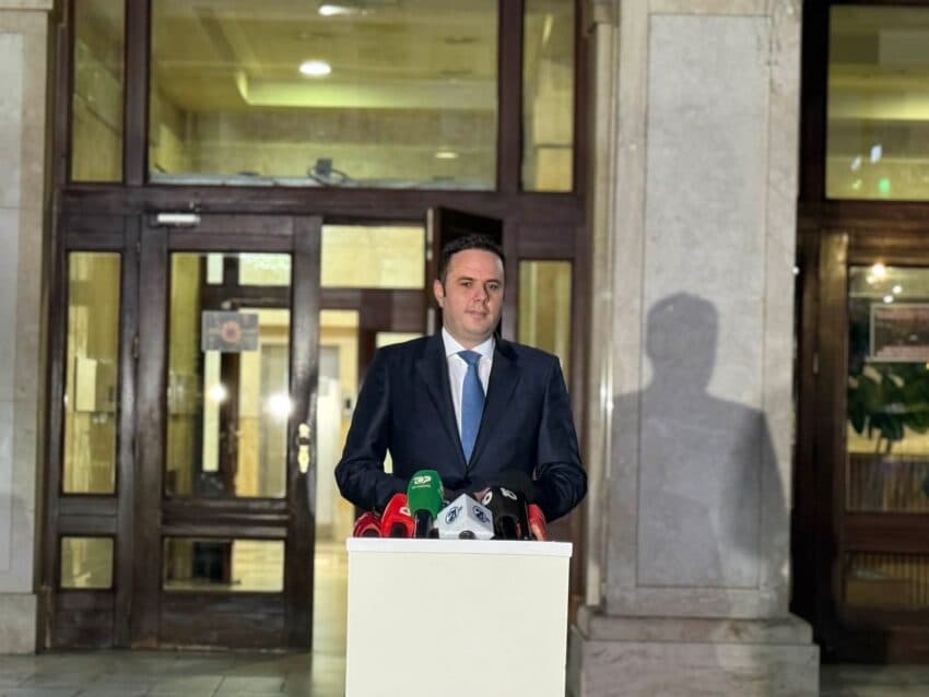 Takimi me Kurtin, Abdixhiku: E rëndësishme është që po flasim para formimit të institucioneve