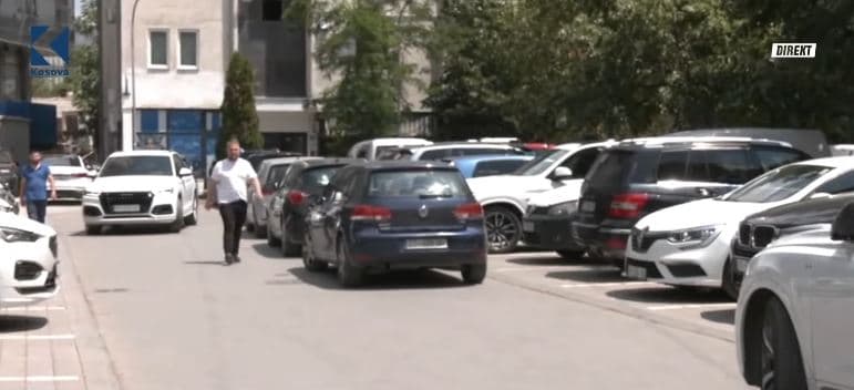 Punëtorët e ‘Prishtina Parking’ paralajmërojnë për vazhdim të protestave nëse nuk iu dalin pagat