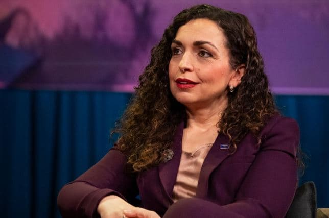 Vjosa Osmani: Emri im s’ka qenë dhe nuk do të jetë kurrë pengesë për krijimin e institucioneve