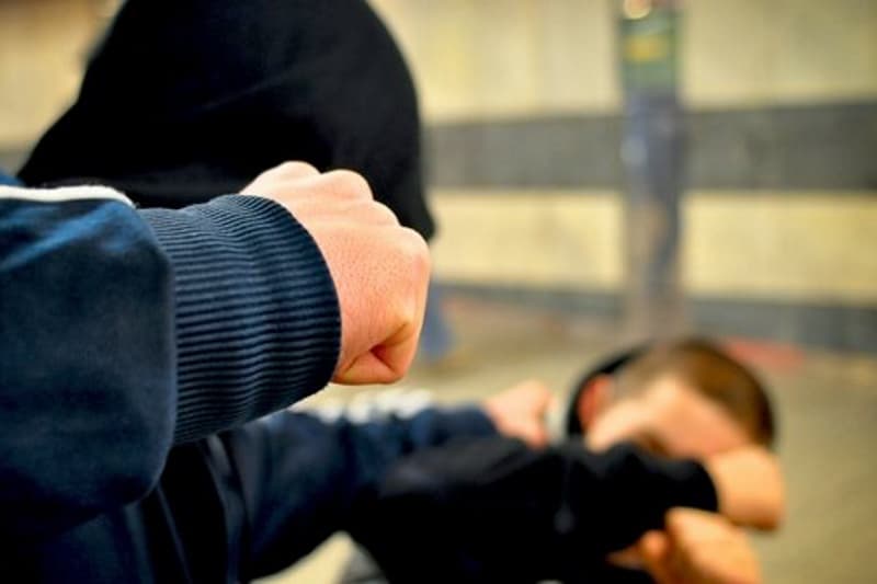 U rrahën mes vete, arrestohen dy vëllezërit në Prishtinë