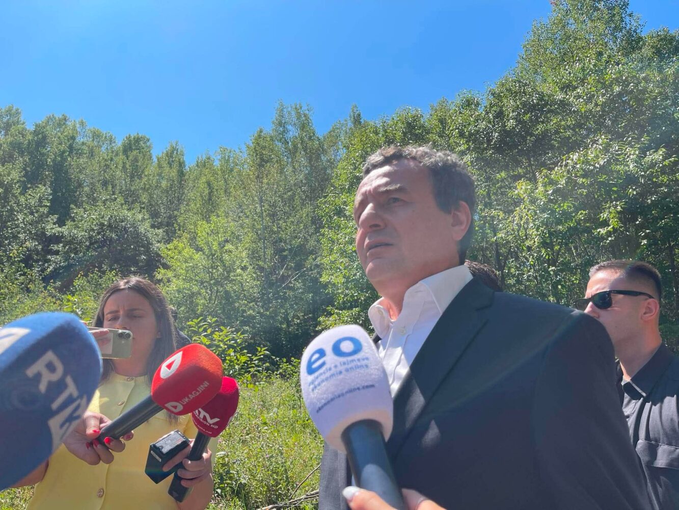 Kurti nga Zubin Potoku: Serbia t’i hapë arkivat e krimeve në Kosovë